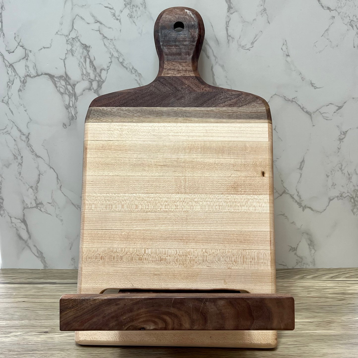 Cookbook / iPad Holder